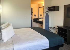Studio 6 Suites Delano, CA 5