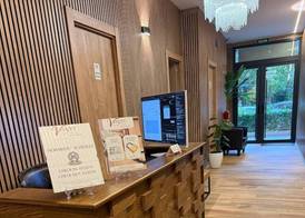 Velvet Hostel Business 4