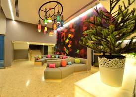 Bizotel Premier Hotel & Residence 4