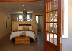 Rocky Hollow Lodge 4