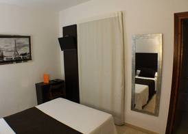 Hotel Marfany 5