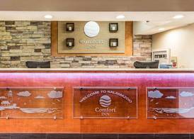 Comfort Inn Wings Stadium 3