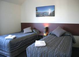 Sherborne Motor Lodge 5