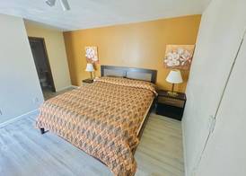 LA VILLA MOTEL 4