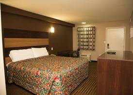 Executive Inn 2