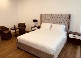 La Fontana Hotel 5
