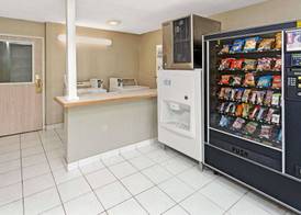 Microtel Inn & Suites by Wyndham Florence/Cincinnati Airport 5