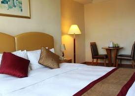 Harbour Plaza Resort City 4