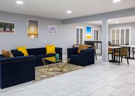 Days Inn by Wyndham Granbury 2