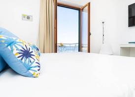 Sapphire Rooms 2