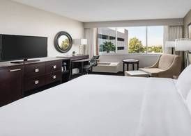 Crowne Plaza PHOENIX AIRPORT - PHX by IHG 5
