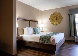 D. Hotel Suites & Spa 5