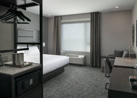 Holiday Inn Express BOSTON LOGAN AIRPORT - REVERE by IHG 5