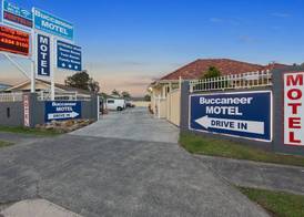 Buccaneer Motel 5