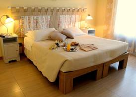 Eremes Rooms & Apartments 3