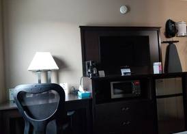 Americas Best Value Inn and Suites Bismarck 5