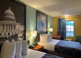 Super 8 Alexandria by Wyndham 5