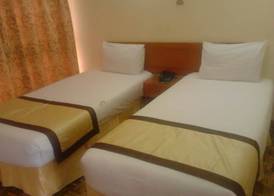 Golden Gates Hotel 5