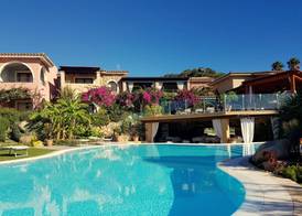 Hotel Mariposas 3