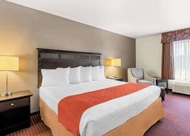 Best Western Legacy Inn & Suites Beloit/South Beloit 4
