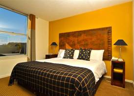 Garner Hotel Eight Acres Elgin by IHG 4