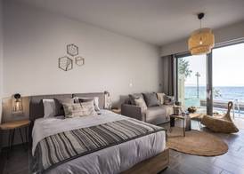 Villa Di Mare Seaside Suites 4
