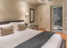 Cape Royale Luxury Apartments by Stay In Luxury 5