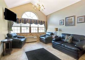 Microtel Inn & Suites by Wyndham Detroit Roseville 3
