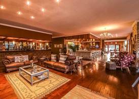 Bambuu Lakeside Lodge 3