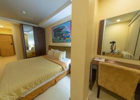 Frankie ́s Hotel 4