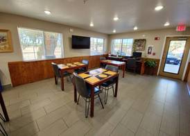 Super 8 by Wyndham Wickenburg AZ 4
