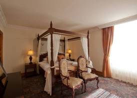 Duke Of Gordon Hotel 3
