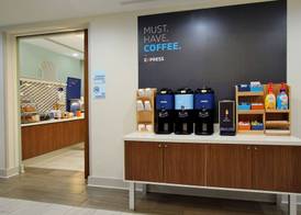 Holiday Inn Express FT. LAUDERDALE CRUISE-AIRPORT by IHG 2