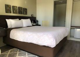 Bayfront Inn 5