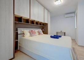 Modern 2BR Apartment in Central St Julian's 2