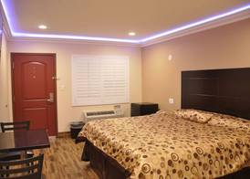 Sun Light Motel 4