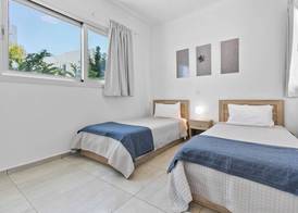 Sea Point Villas Luxury Villas with Private Pools in Coral Bay 2