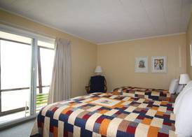 Sandy Point Motel 3