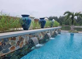 Phoenix Luxury Self Catering Apartments 4