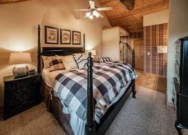 Cabins at Grand Mountain 3
