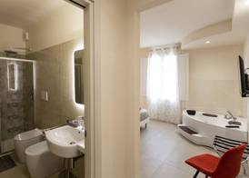 The Bricks B&B Free Parking 3