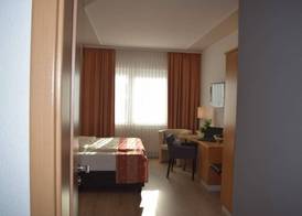 Landhotel Zum Kronprinzen 5