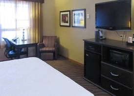 Quality Inn & Suites Detroit Lakes 5