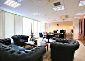 GK Airport Suites - Free Shuttle & Early Check In by GK Hospitality Group 3