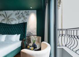 Brilliant Jade Suites 2