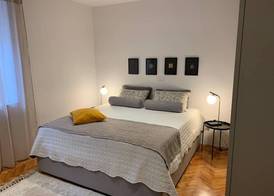 City Center Appartment Near Arena-pula 3