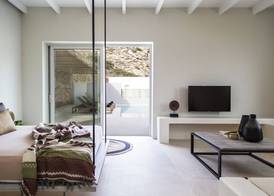Hide Out Suites 3