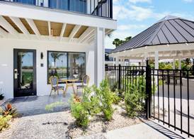 Tropic Isle At Anna Maria Island Inn 4