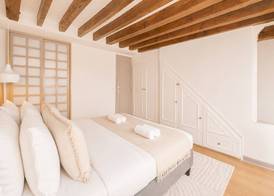 2066 Princesse 5