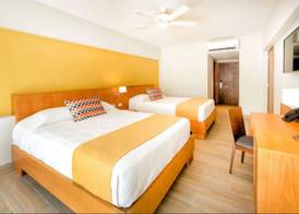 Coral Costa Caribe Beach Resort - All Inclusive 4